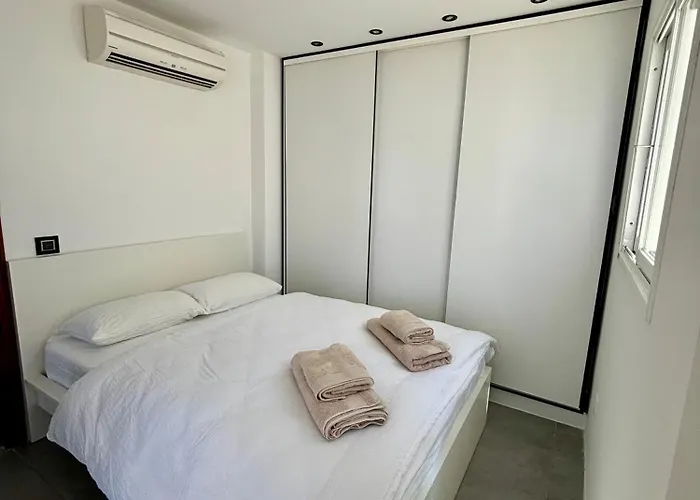 Ocean View Natalia Вілла *